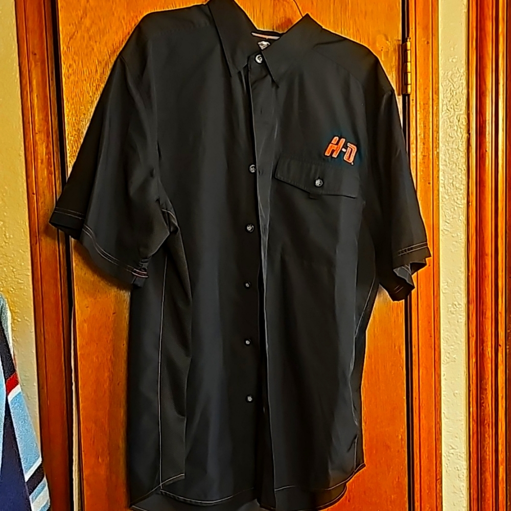 Harley button up